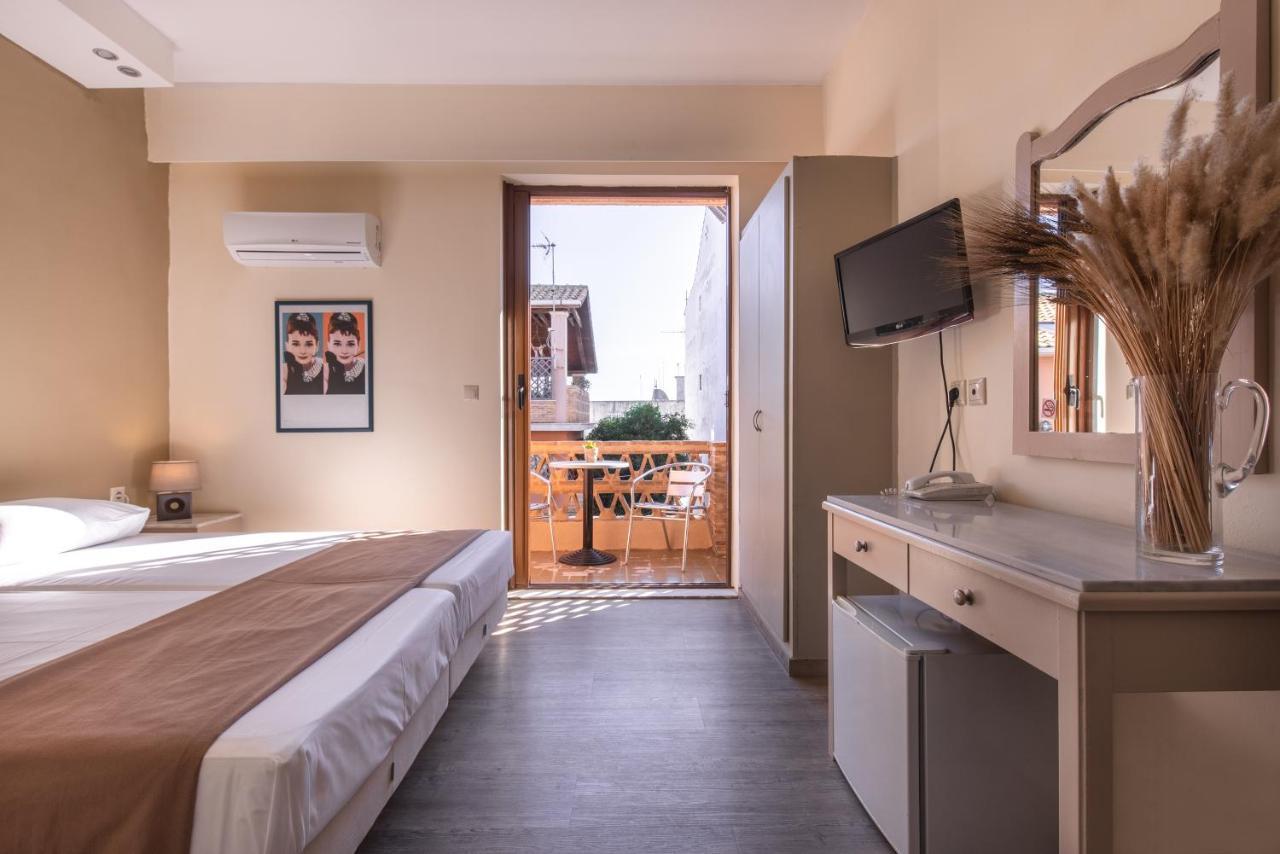 Hotel Yria 2*