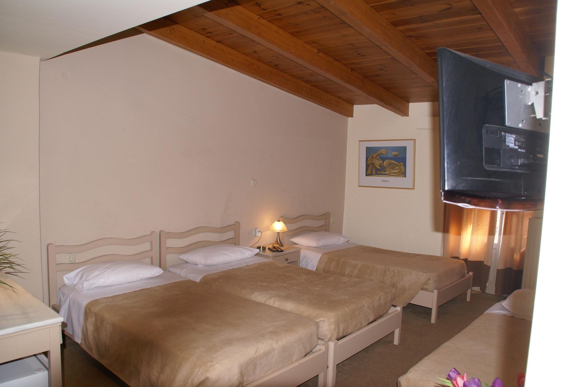 Hotel Yria 2*